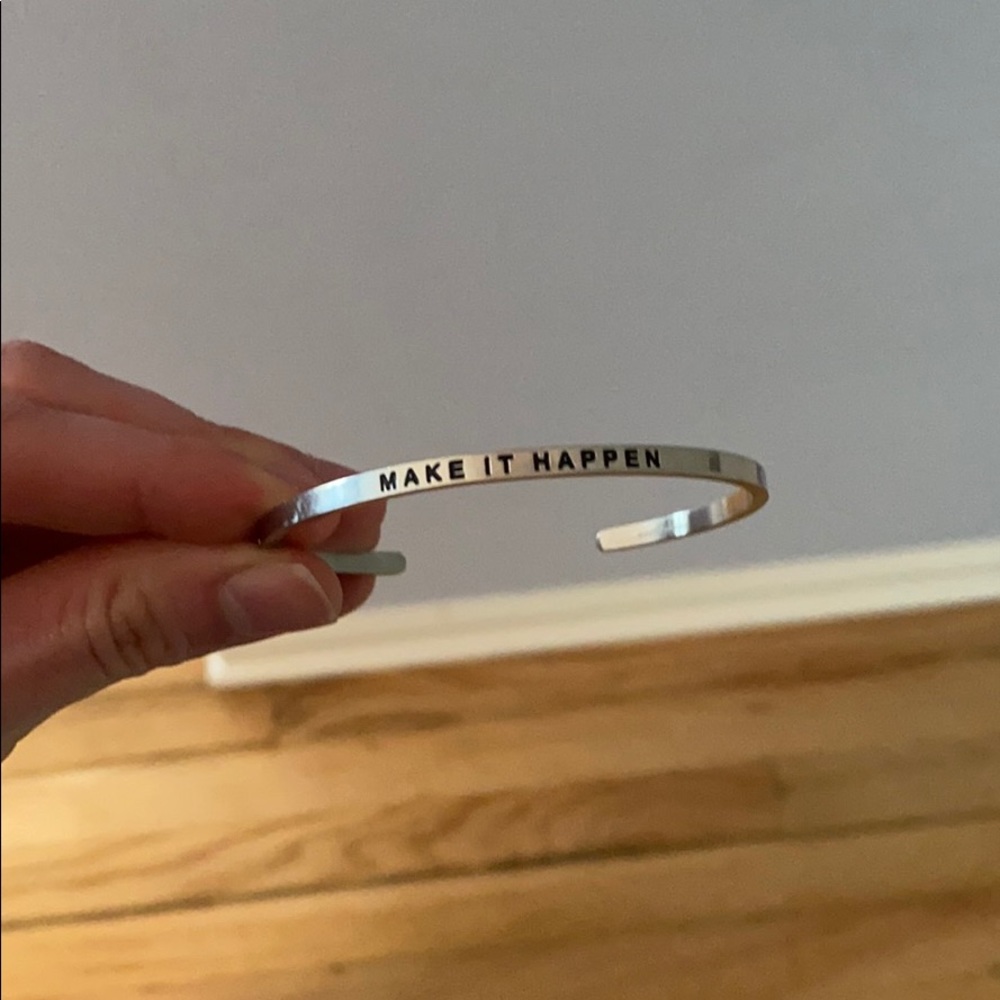 Make it happen MantraBand